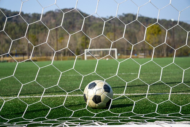 斯基拉：加图索现场考察米兰19岁左后卫巴尔泰萨吉